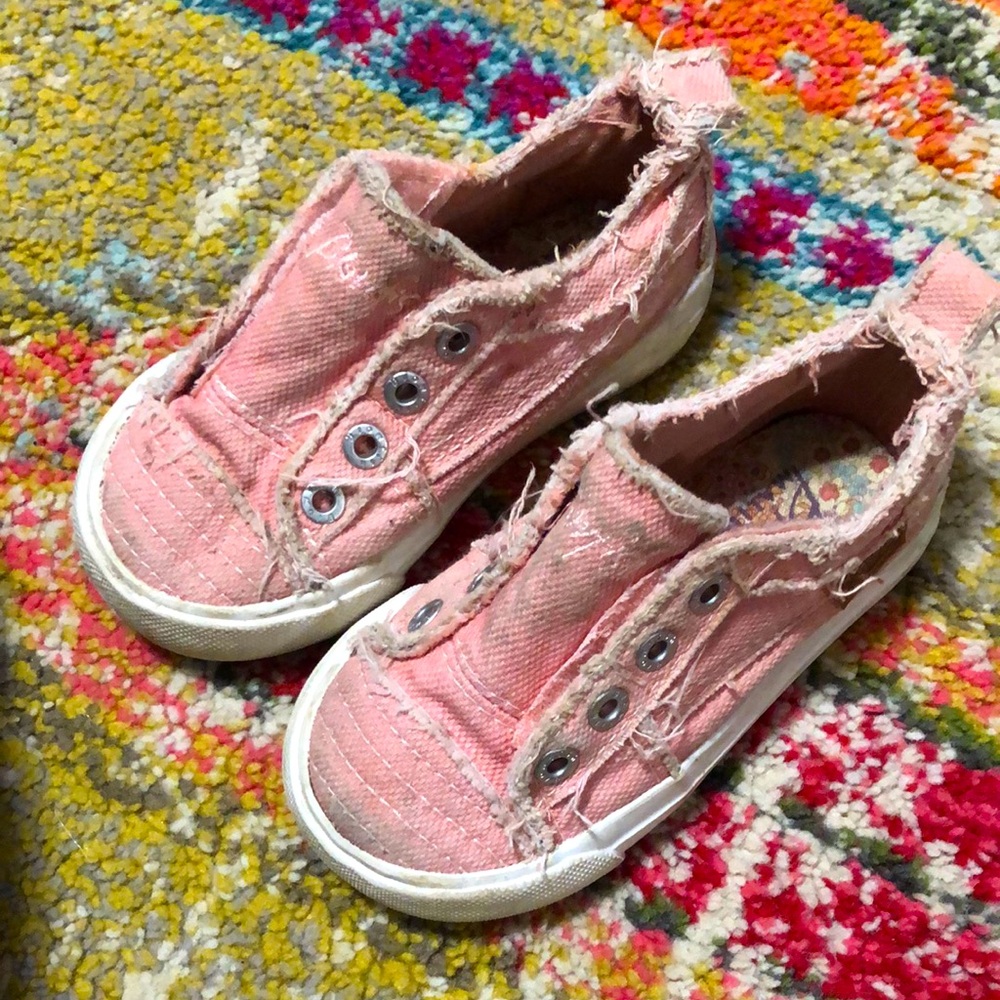 blowfish Malibu slip on sneakers